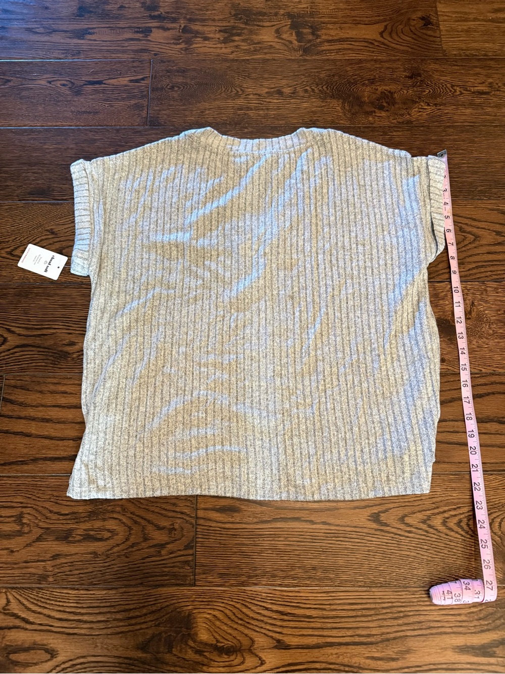 Lucky Brand Gray Ribbed V-Neck Short-Sleeve Top - Picture 4 of 5